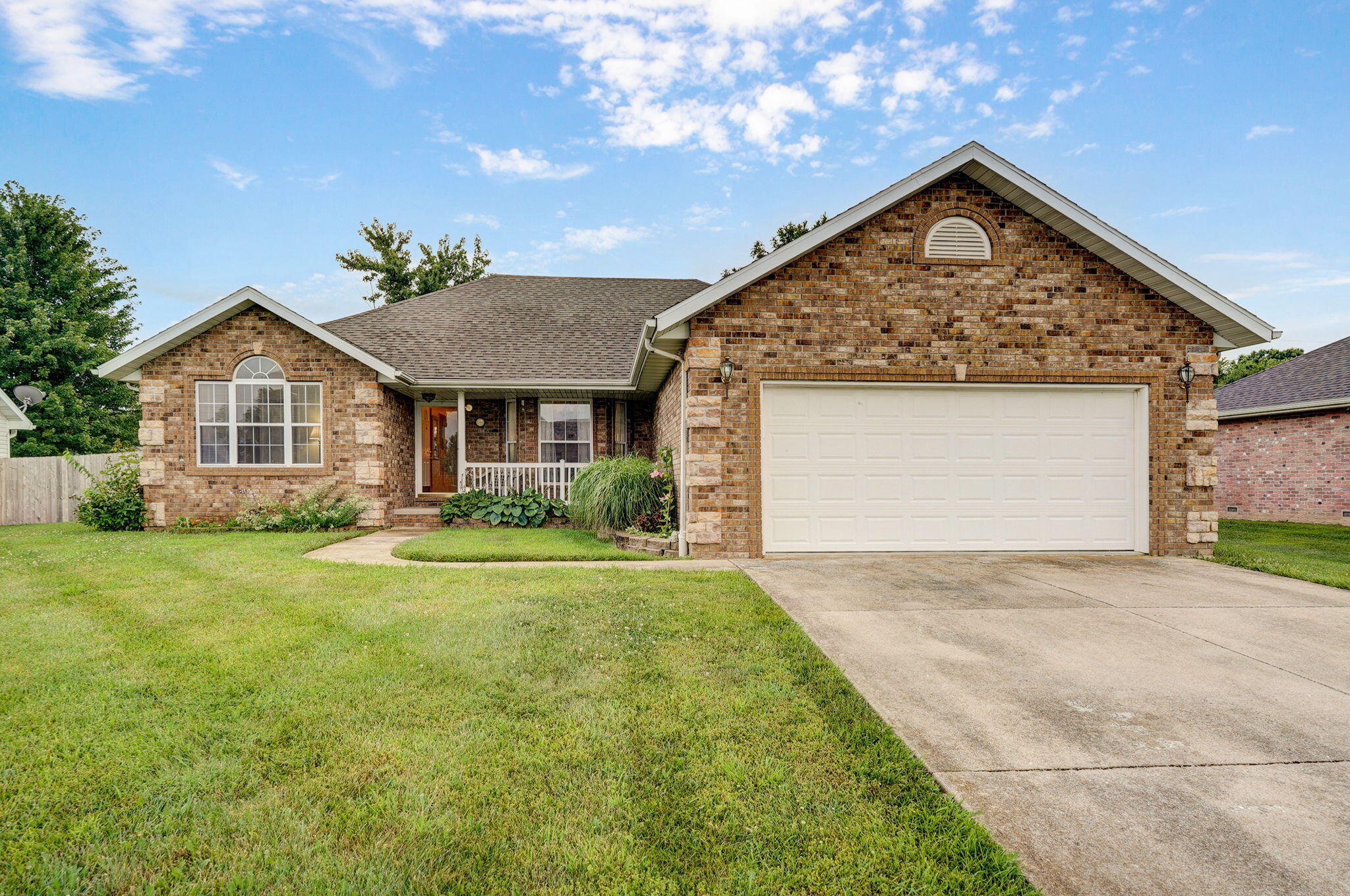 1060 Berkley Drive Property Photo 4