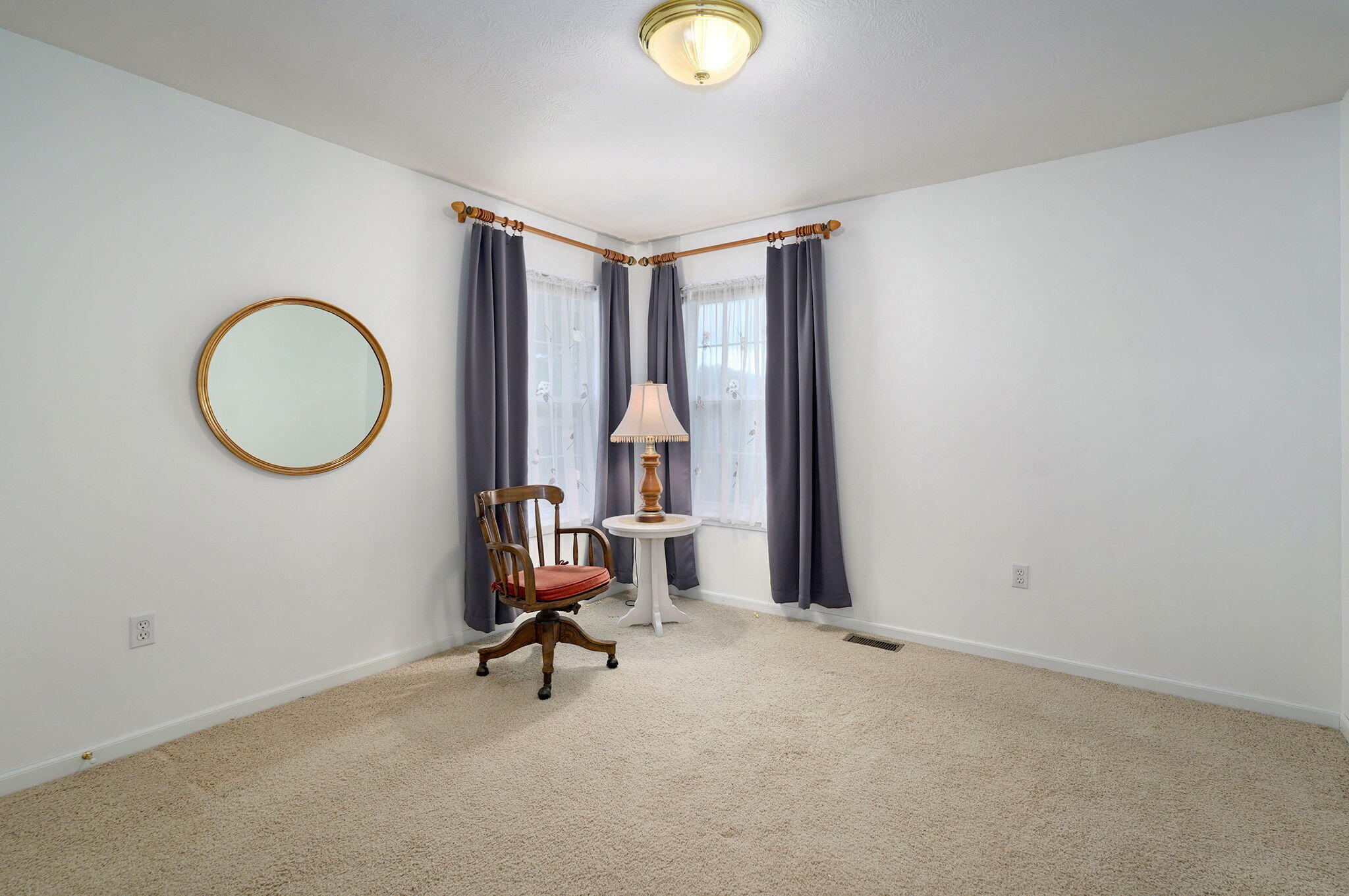 1060 Berkley Drive Property Photo 14