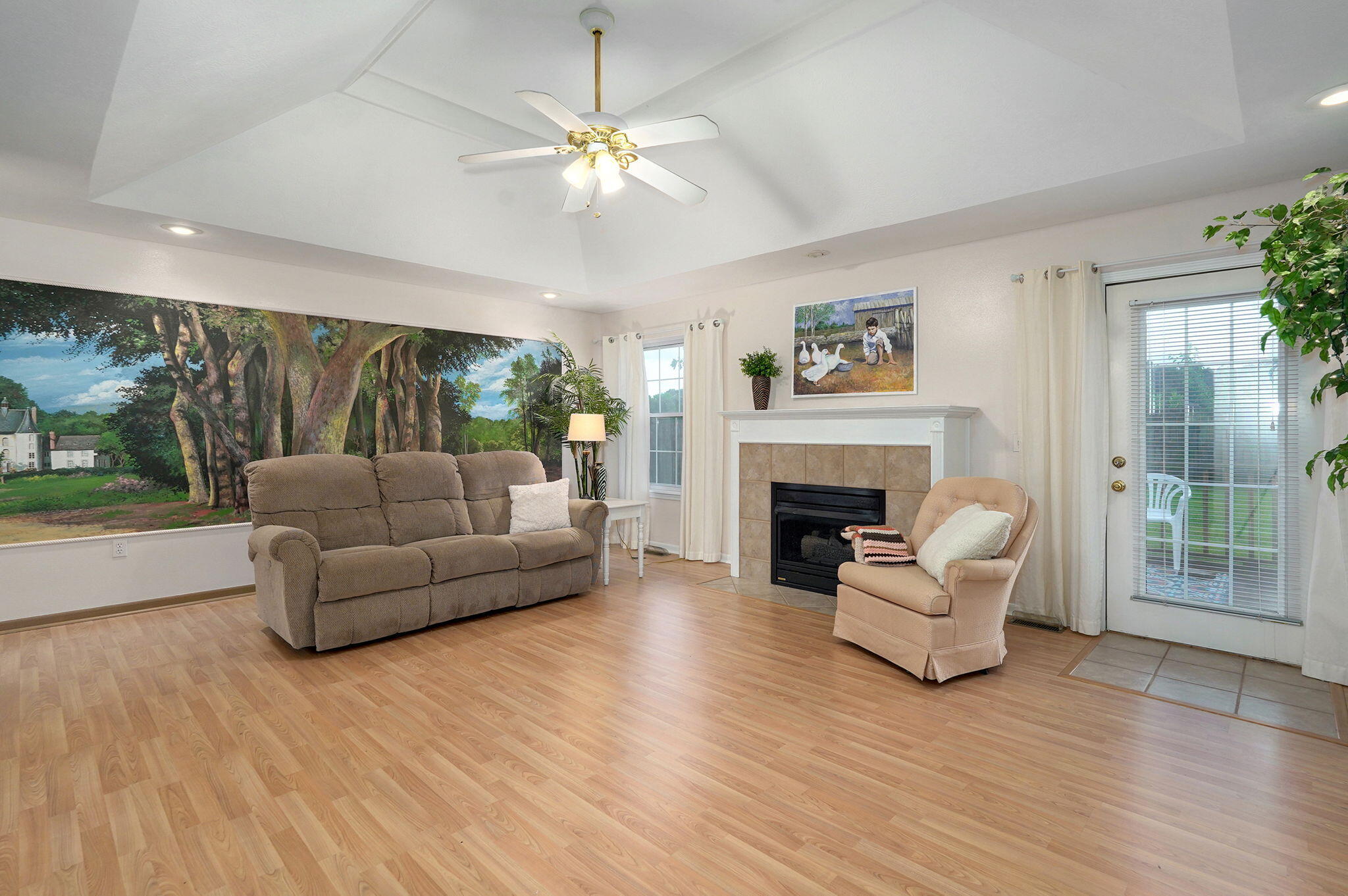 1060 Berkley Drive Property Photo 17