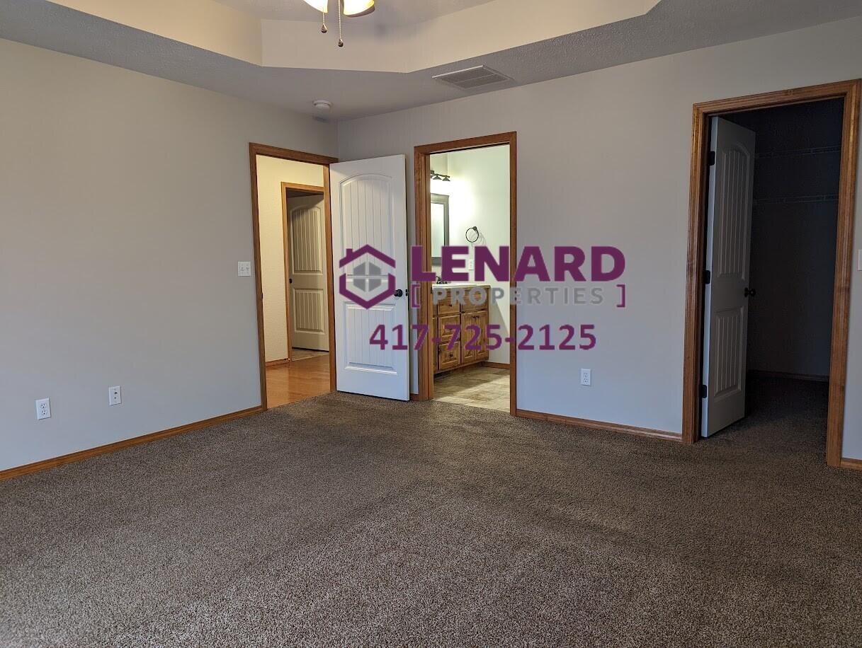 1424 South Solaria Street Property Photo 9