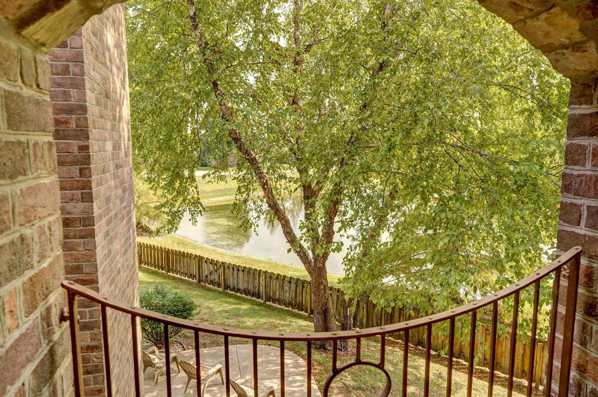 823 East Donegal Circle Property Photo 10