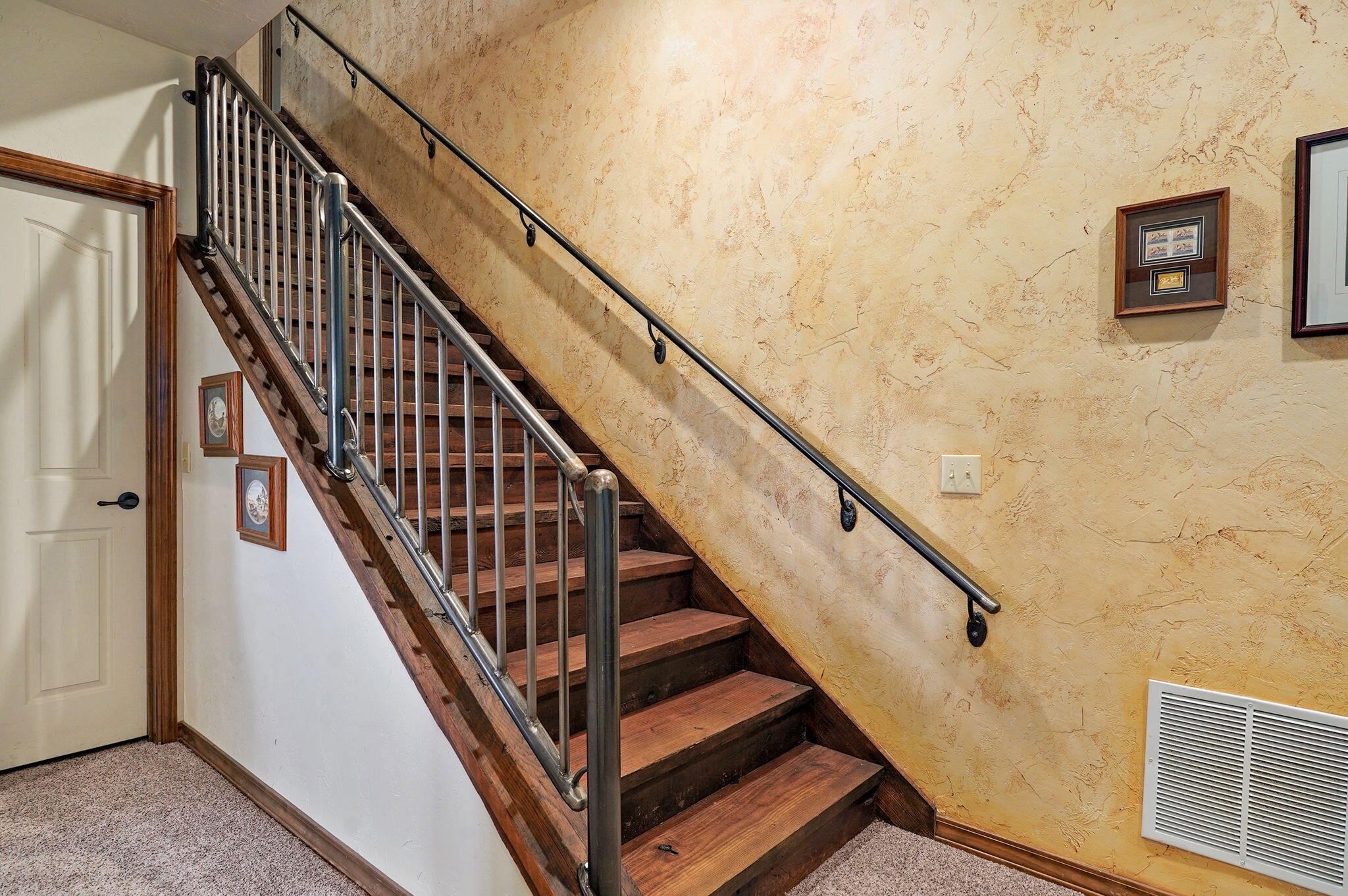 823 East Donegal Circle Property Photo 42