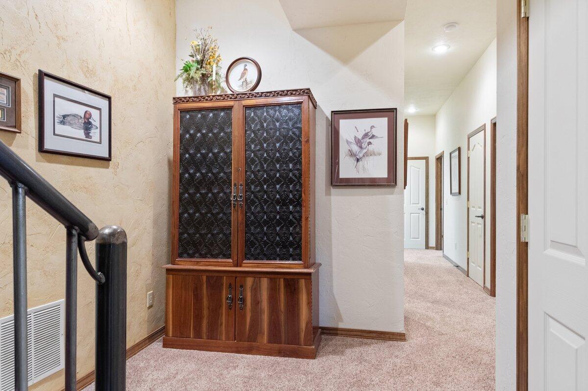 823 East Donegal Circle Property Photo 44