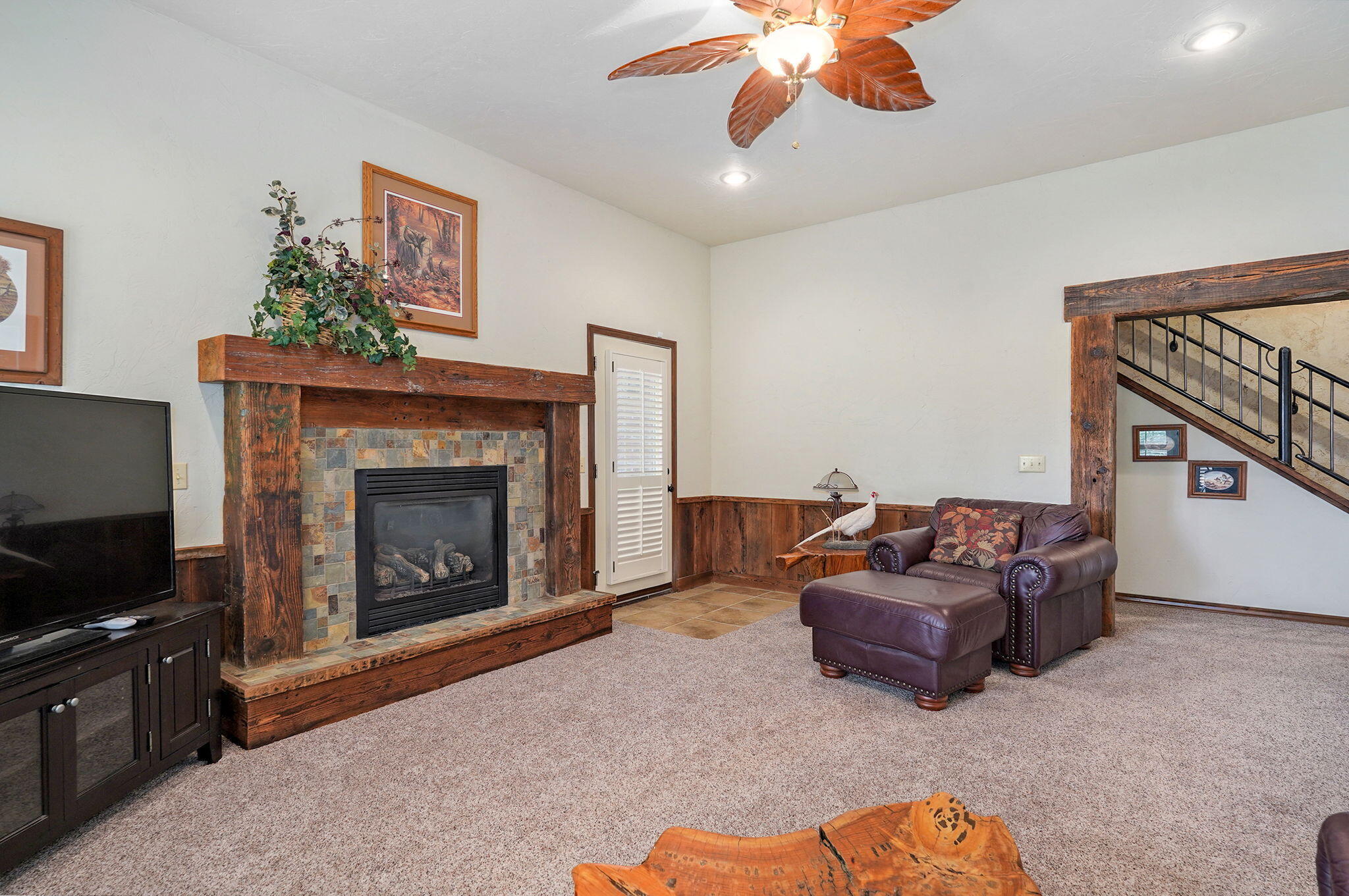 823 East Donegal Circle Property Photo 53