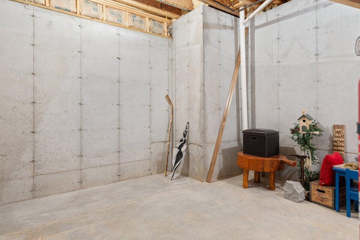 823 East Donegal Circle Property Photo 56