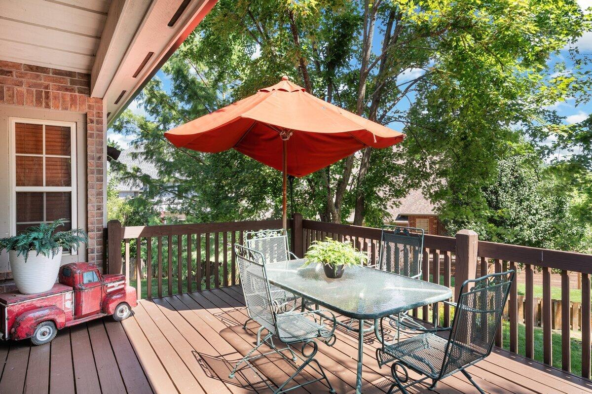 823 East Donegal Circle Property Photo 58