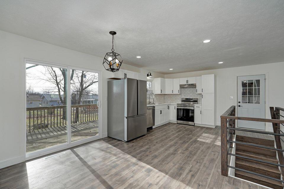 3138 West Crestview Street Property Photo 11