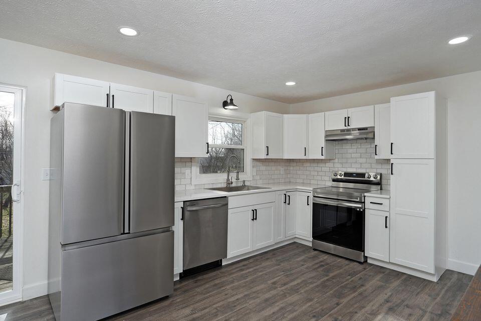 3138 West Crestview Street Property Photo 12