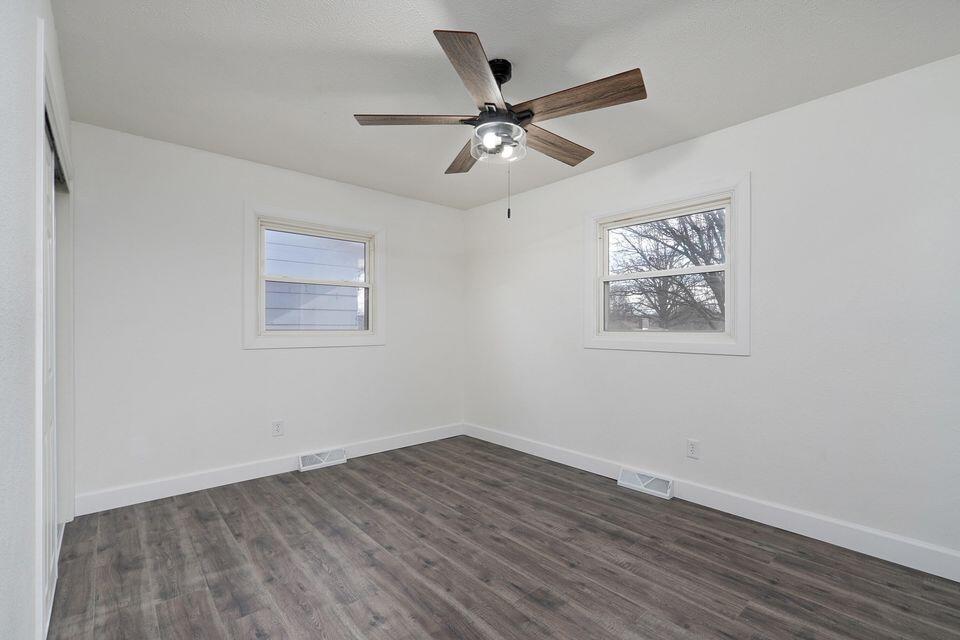 3138 West Crestview Street Property Photo 17