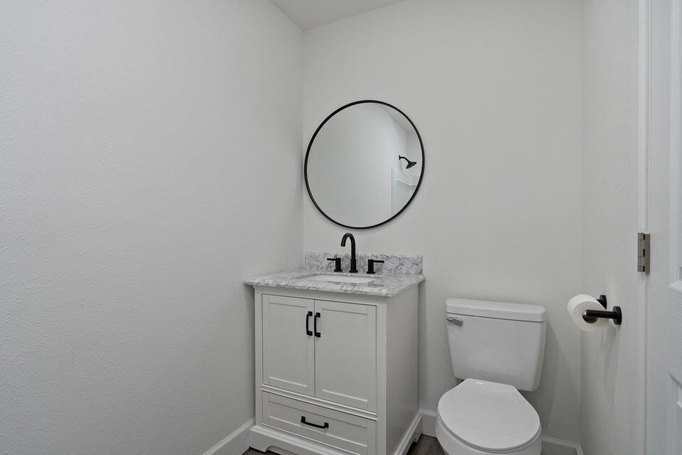 3138 West Crestview Street Property Photo 23