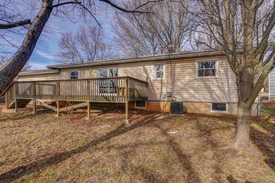 3138 West Crestview Street Property Photo 39