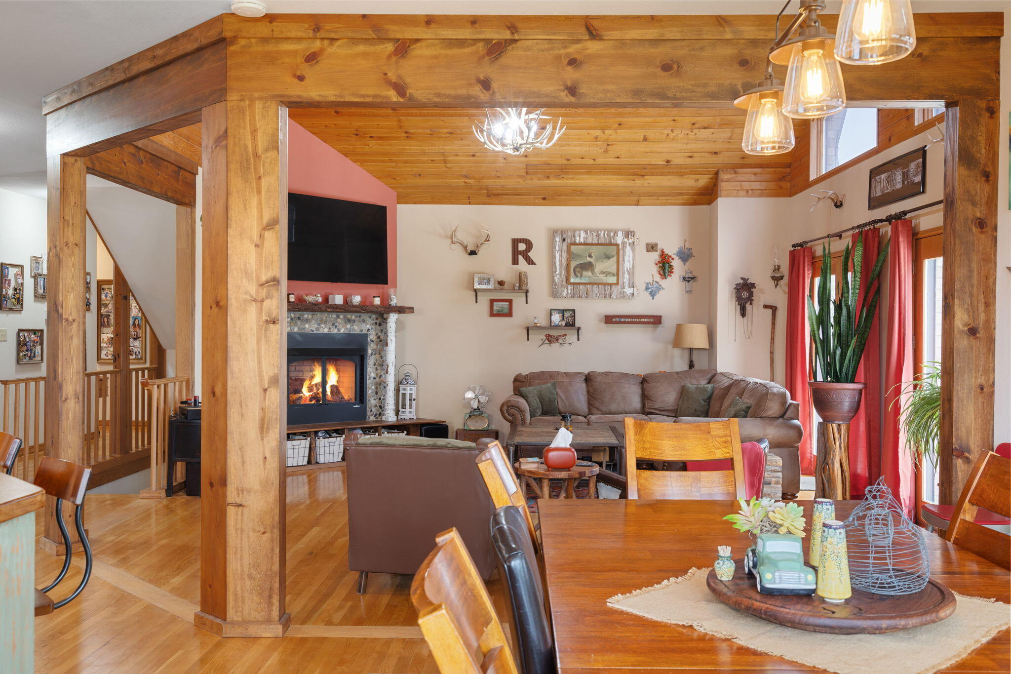 24352 State Hwy Ee Property Photo 3