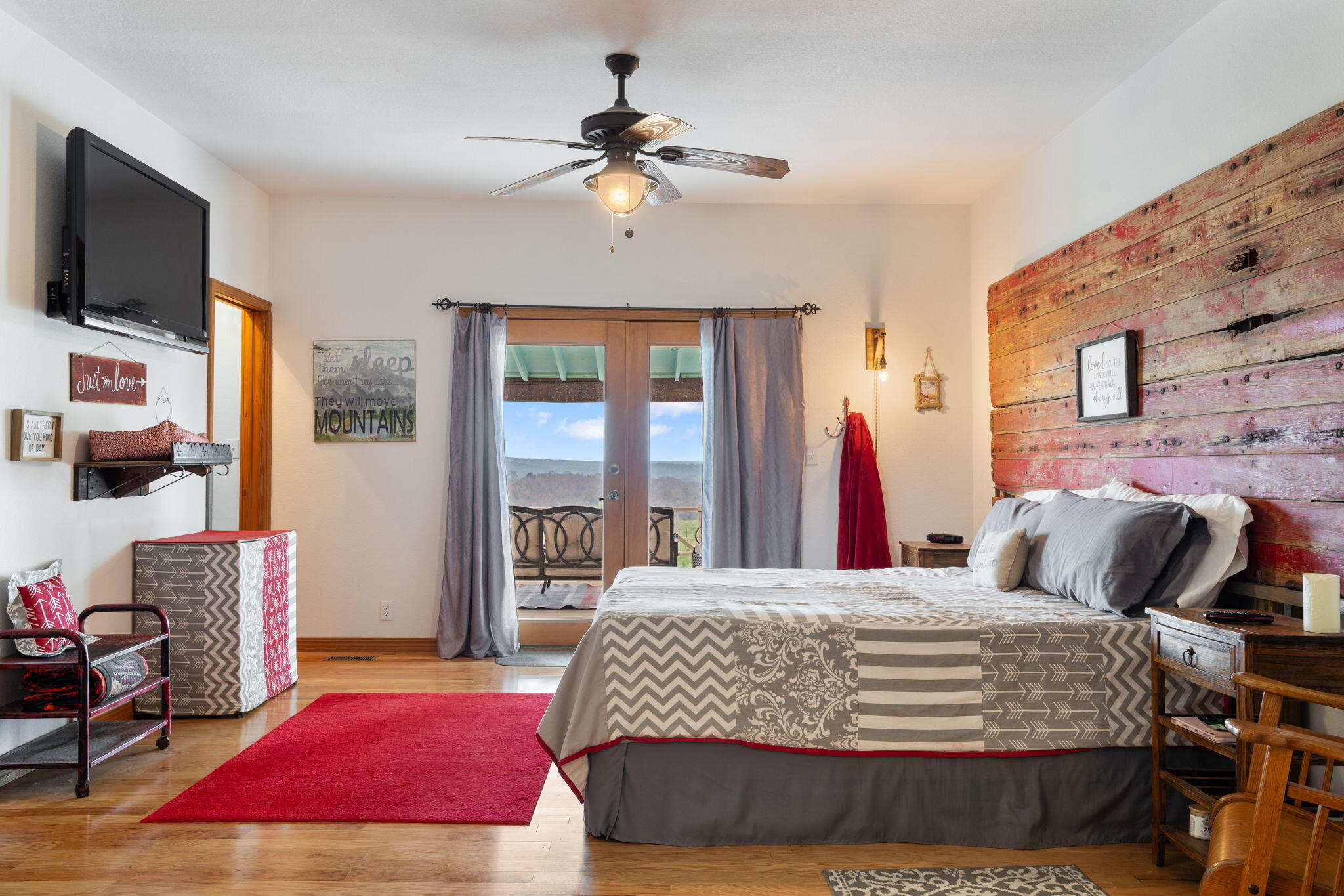 24352 State Hwy Ee Property Photo 8