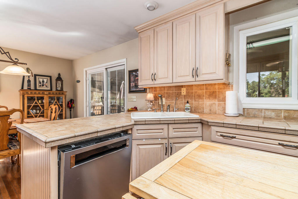 161 Brewster Road Property Photo 14