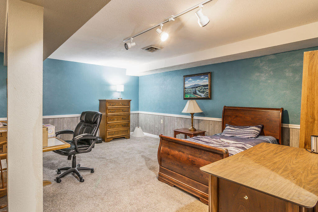 161 Brewster Road Property Photo 31