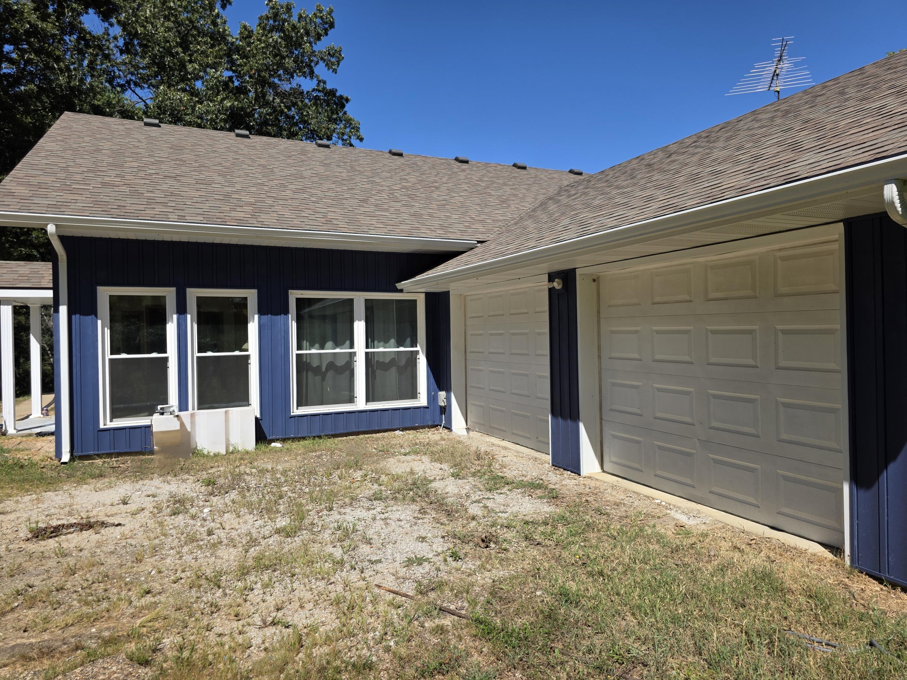 875 Southwest Highway 54 Property Photo 5