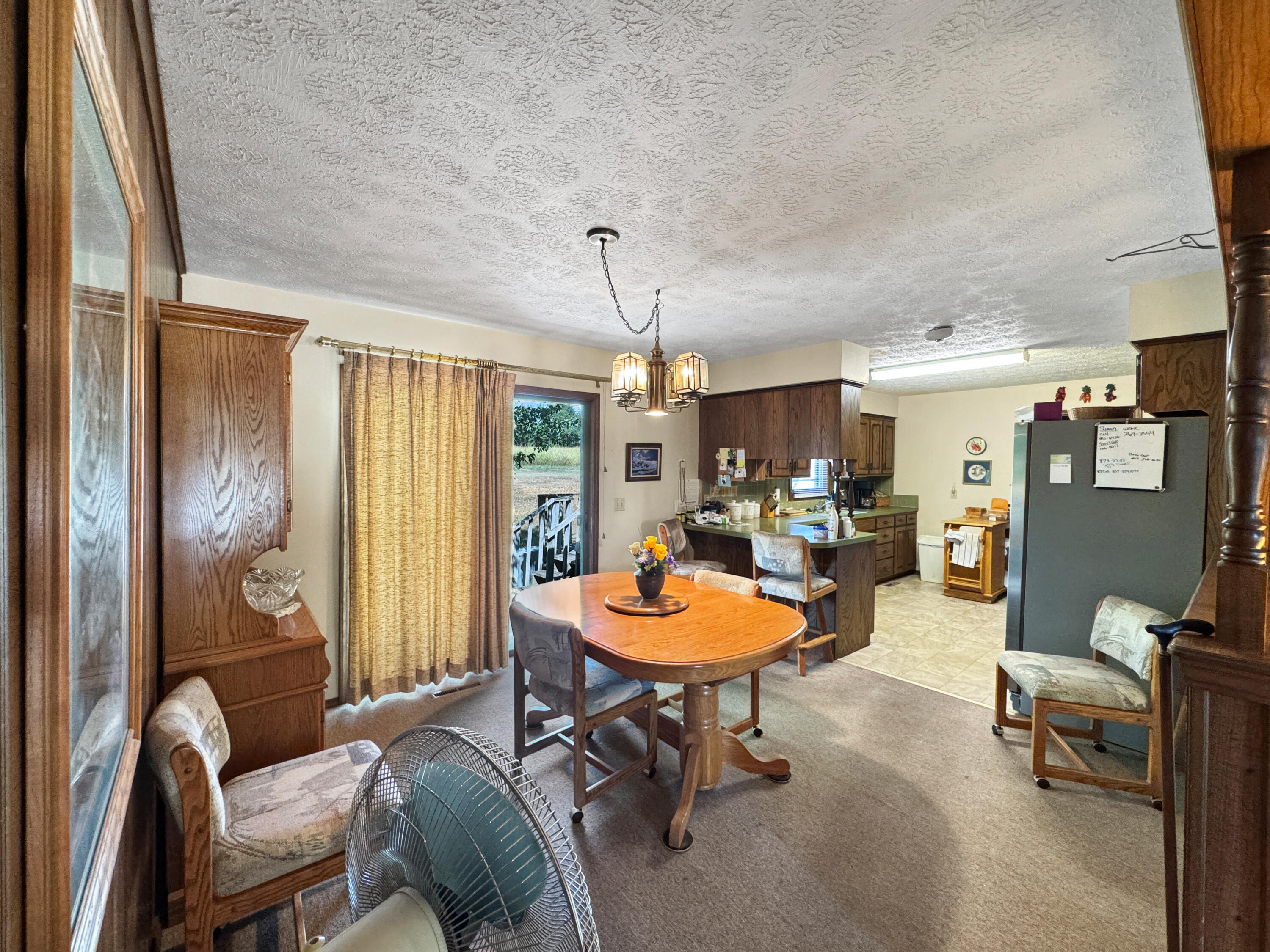 206 East Cawlfield Street Property Photo 3