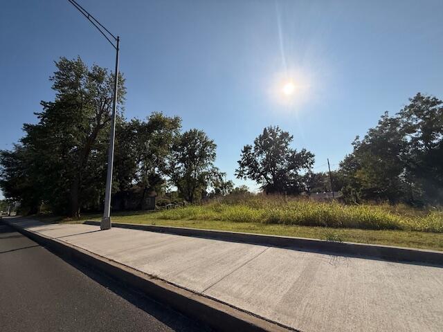 1.21 Acres North Kansas Expressway Property Photo 4
