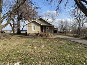 1.21 Acres North Kansas Expressway Property Photo 8