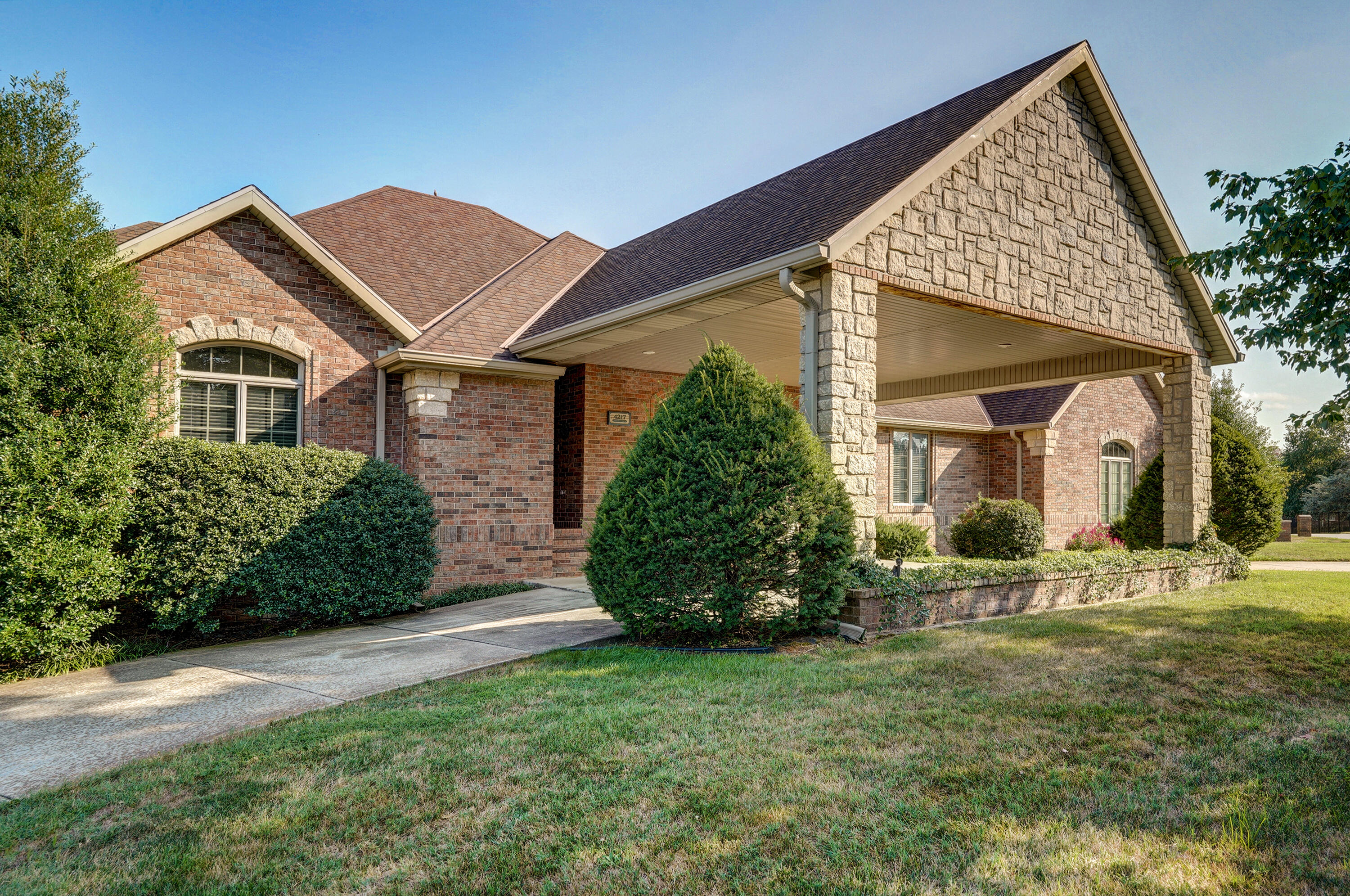 4217 Rolling Hills Drive Property Photo 1