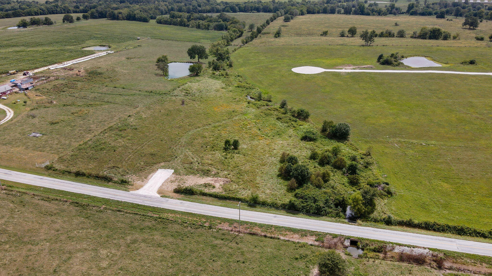 Tract #10 State Hwy Ee Property Photo 12