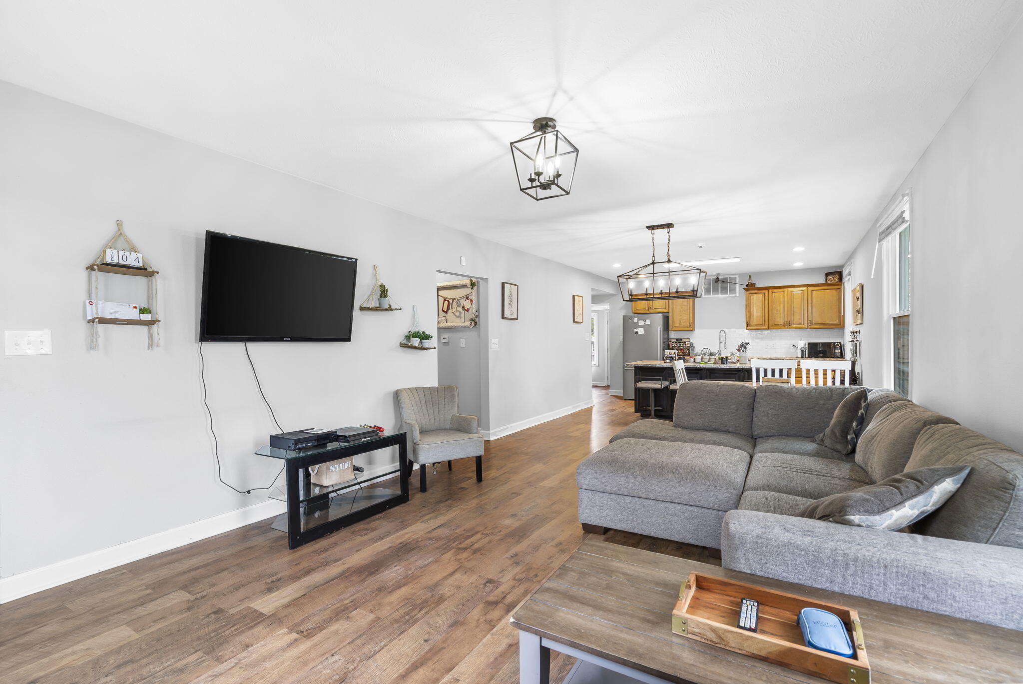 1224 West Webster Street Property Photo 5