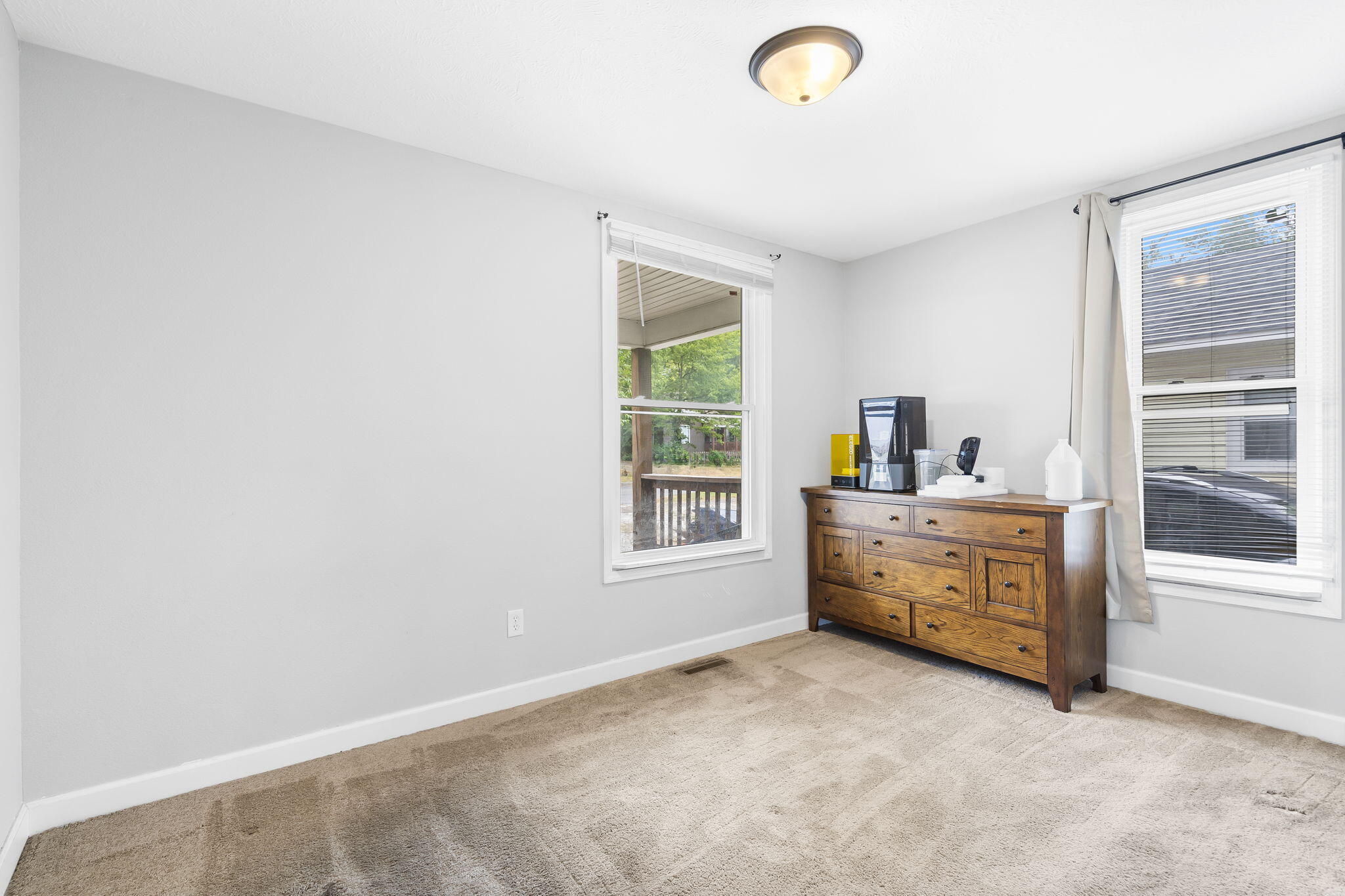 1224 West Webster Street Property Photo 14