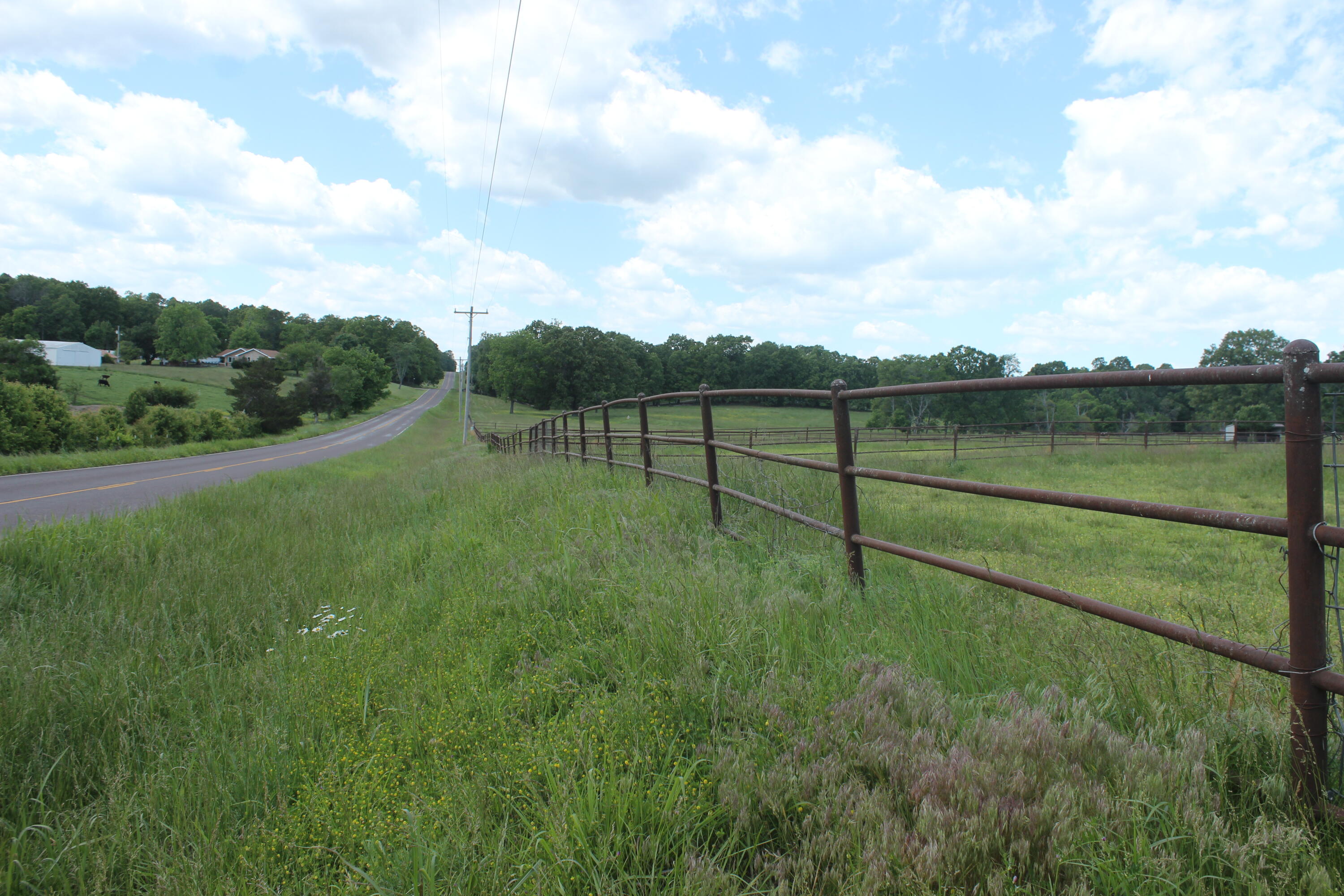 2231 W Highway Property Photo 54