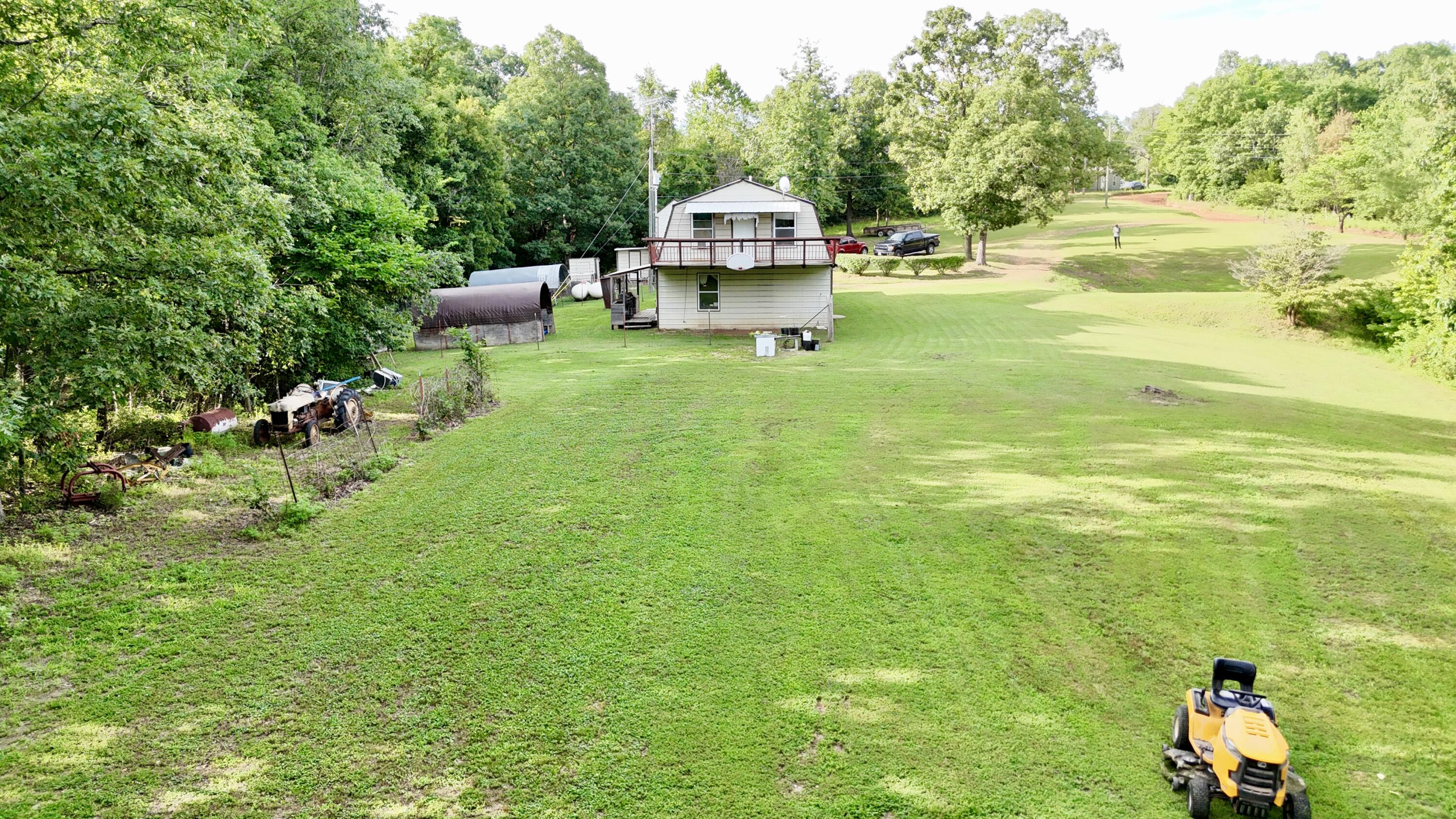 3706 Private Road 2217 Property Photo 15