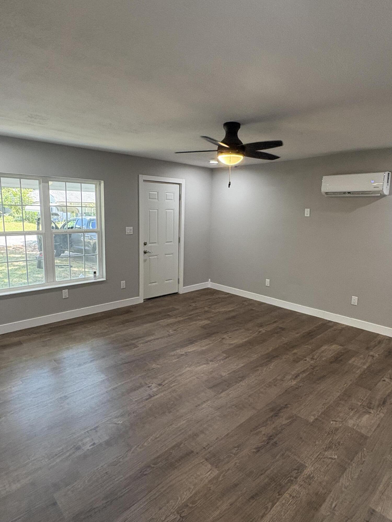 301 West Mcgee Street Property Photo 5