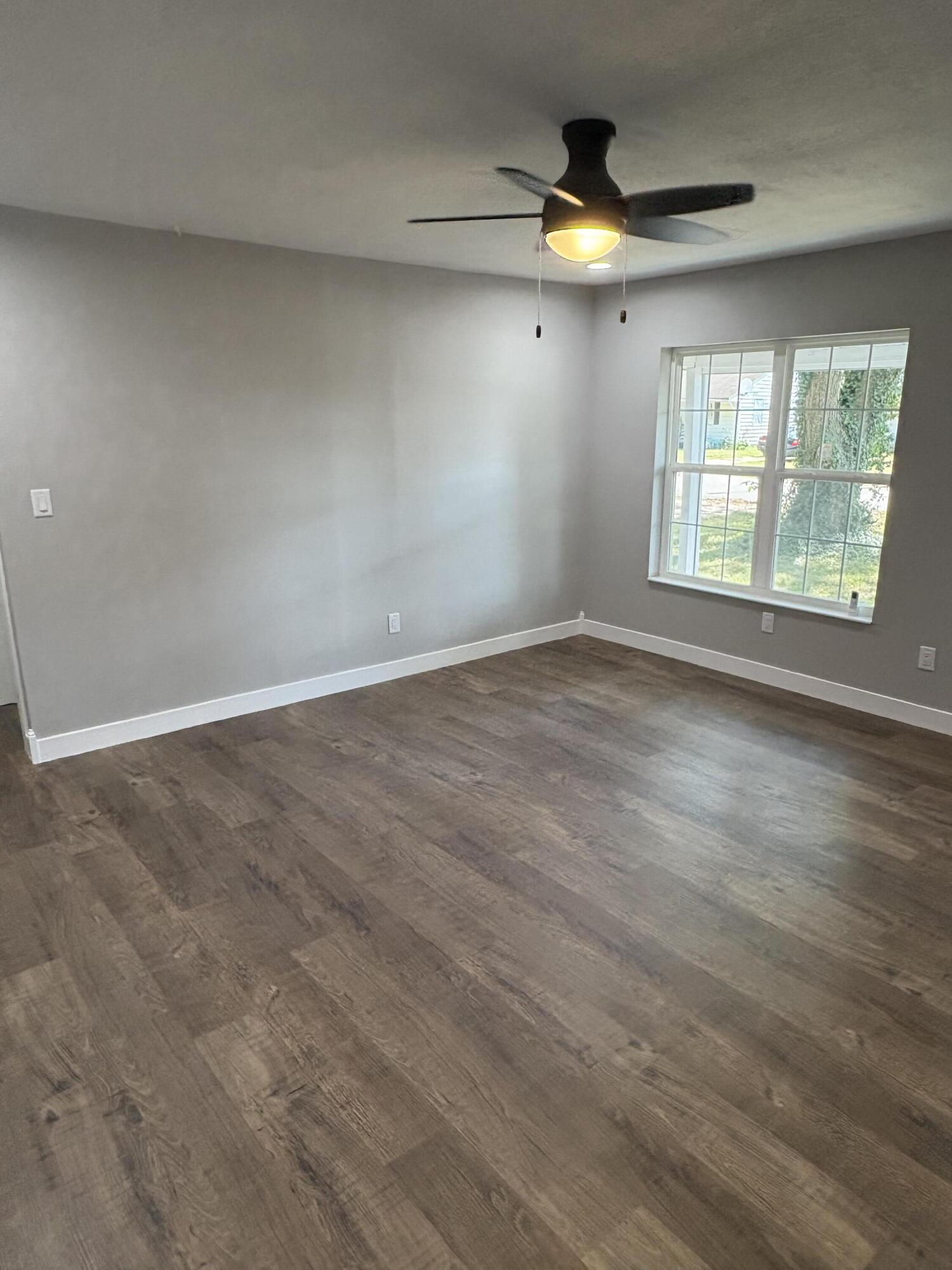 301 West Mcgee Street Property Photo 10