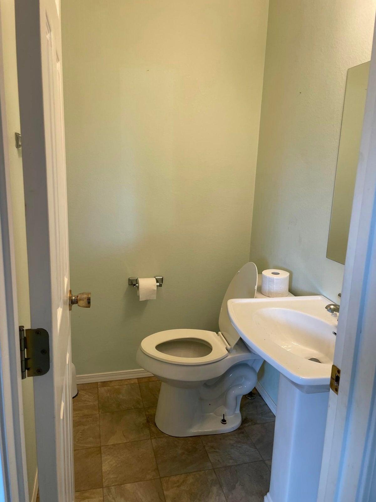 22017 East State Highway 76 Property Photo 15