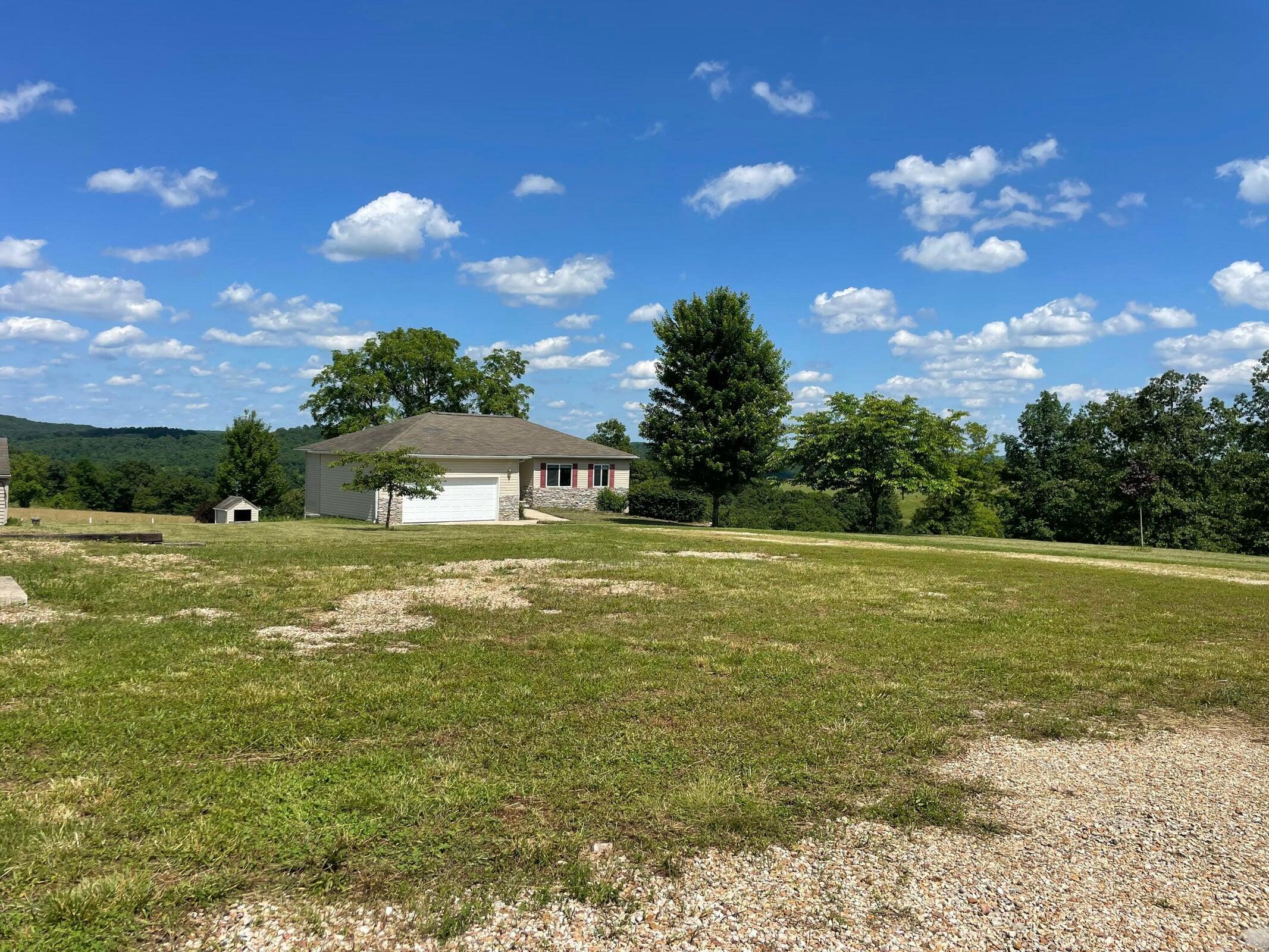 22017 East State Highway 76 Property Photo 20