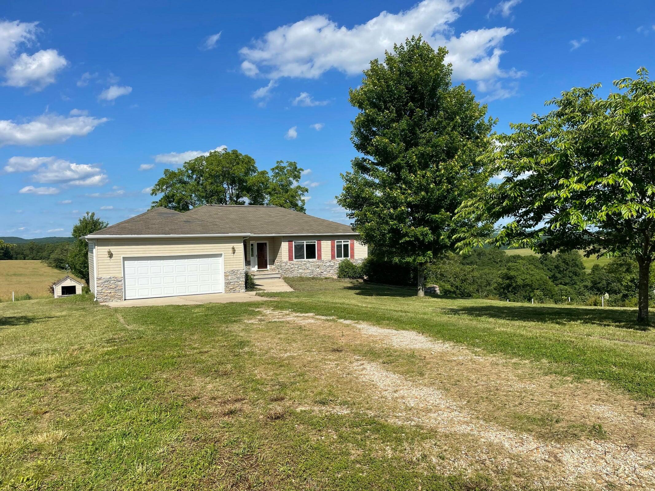 22017 East State Highway 76 Property Photo 22