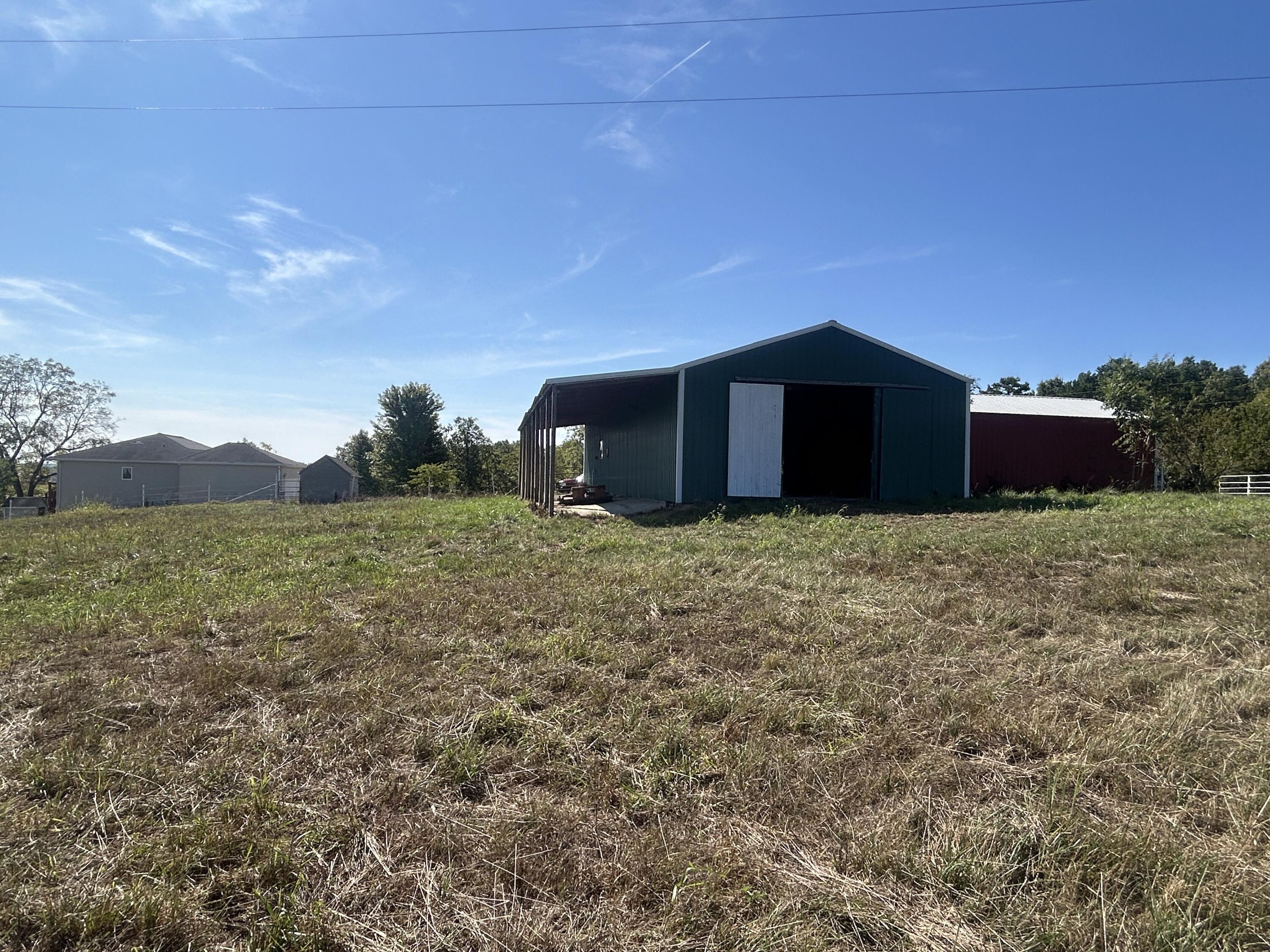 22017 East State Highway 76 Property Photo 26