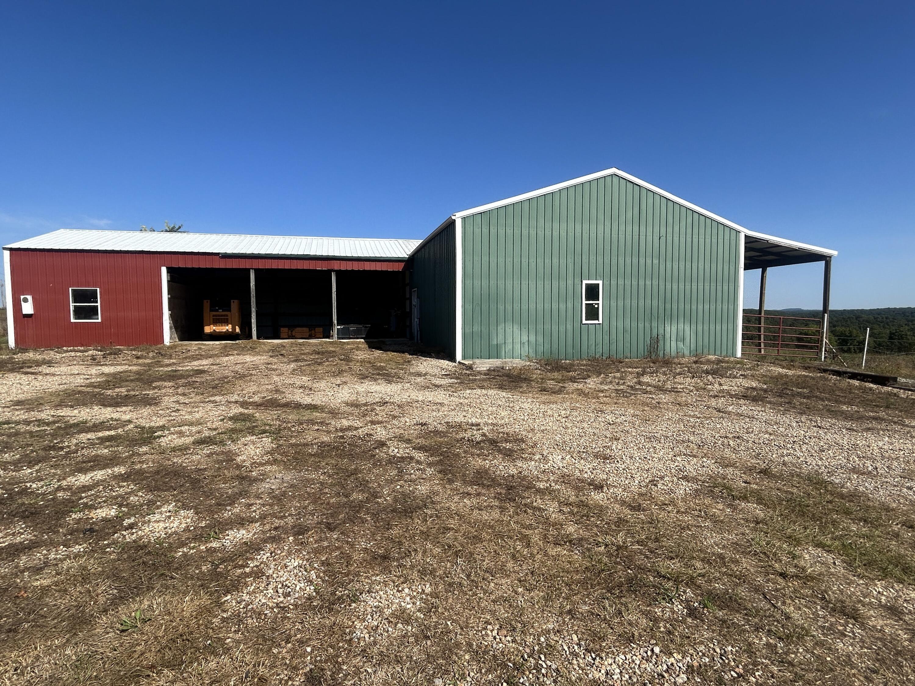22017 East State Highway 76 Property Photo 29