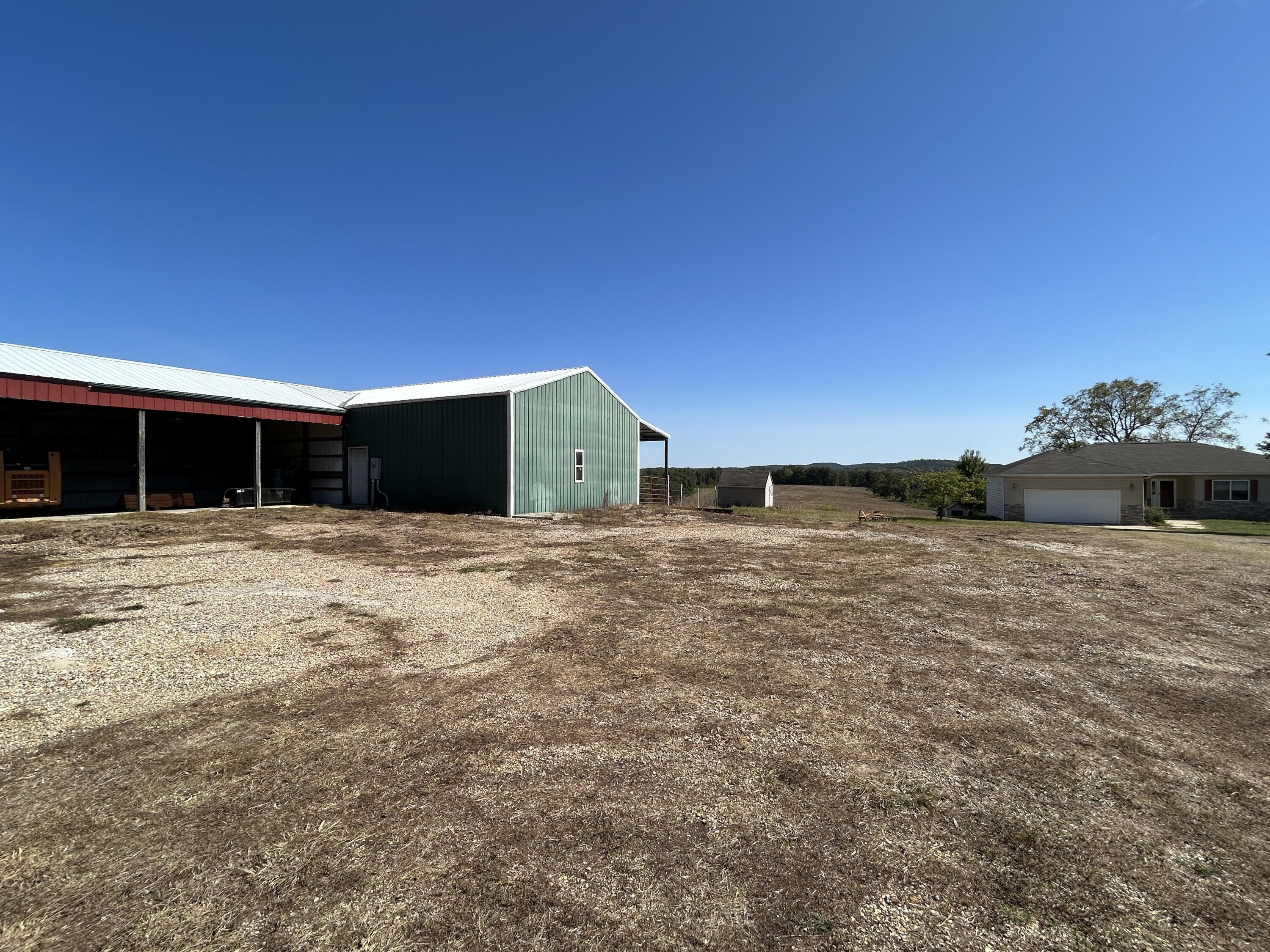 22017 East State Highway 76 Property Photo 40