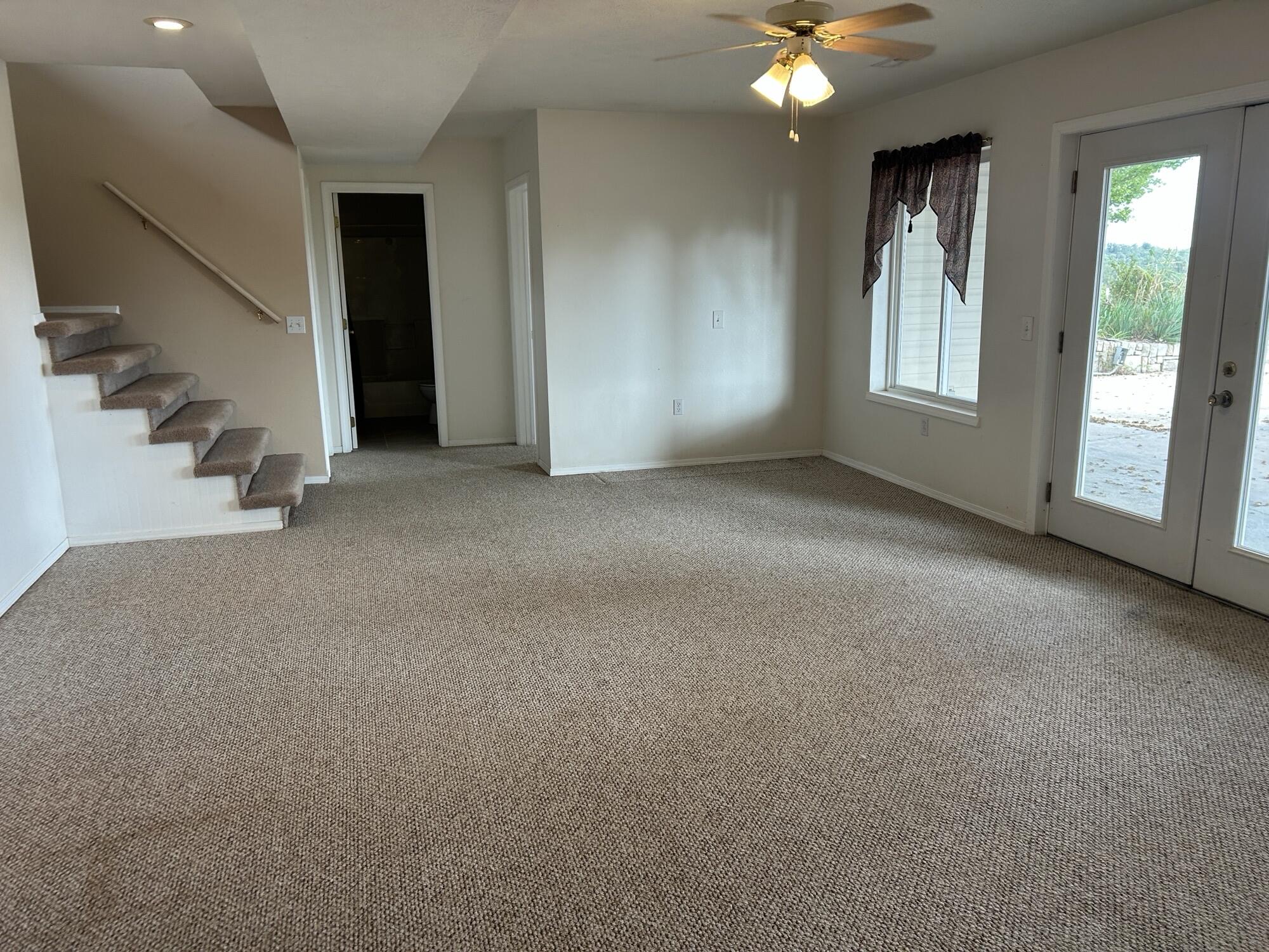 22017 East State Highway 76 Property Photo 45