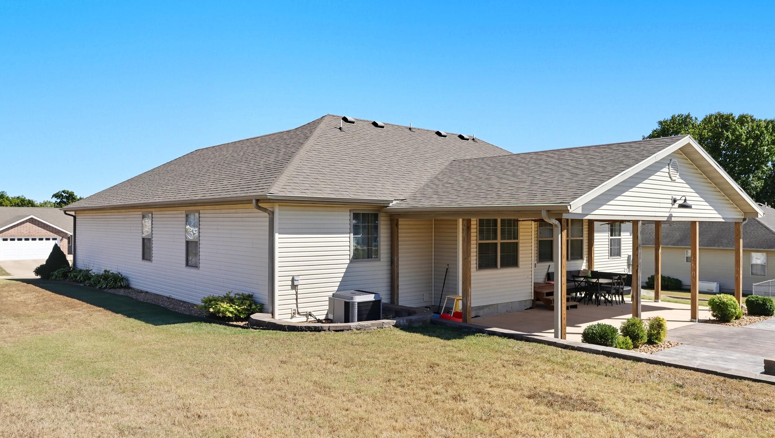 107 Cobblestone Drive Property Photo 6