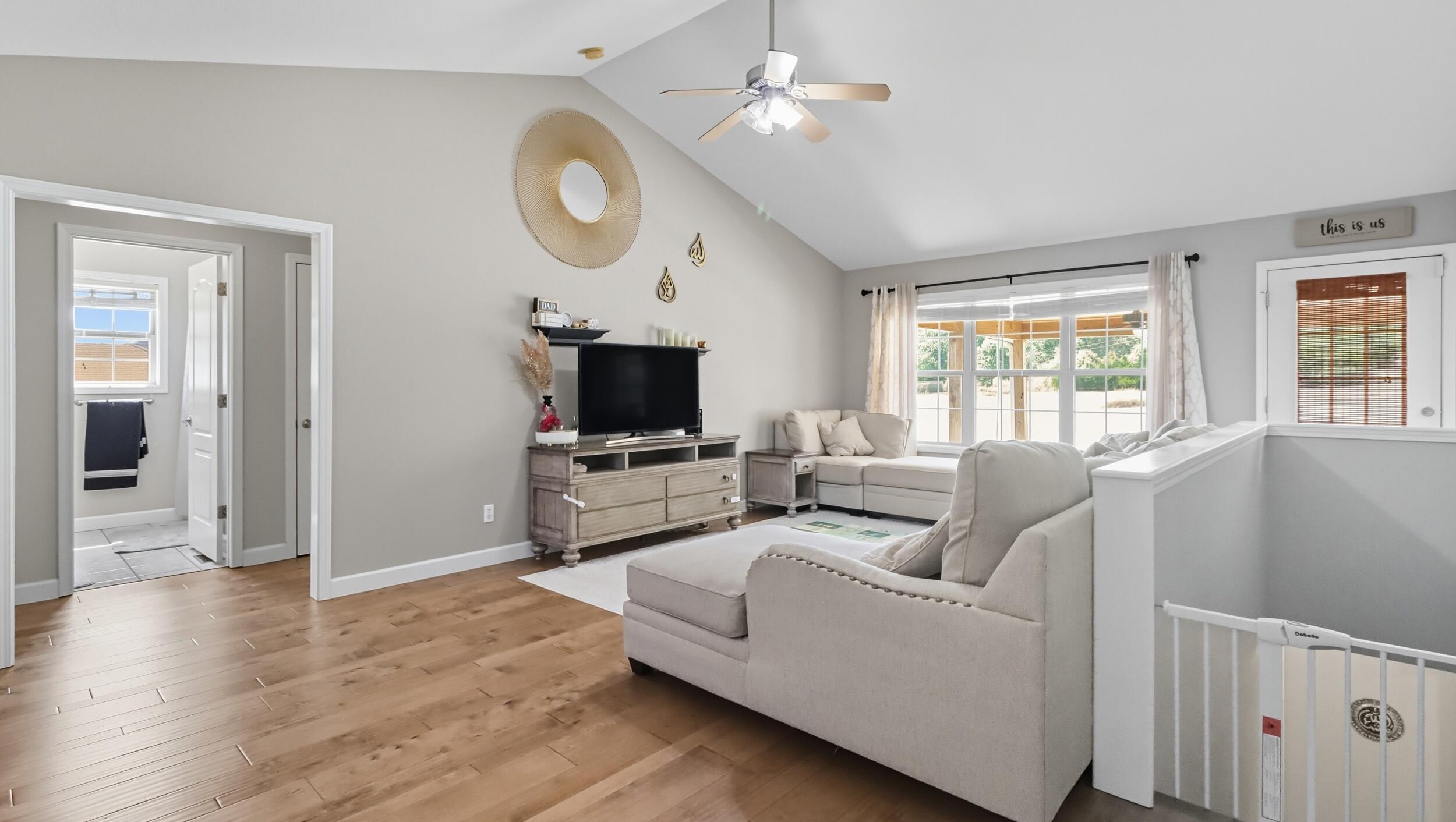 107 Cobblestone Drive Property Photo 8