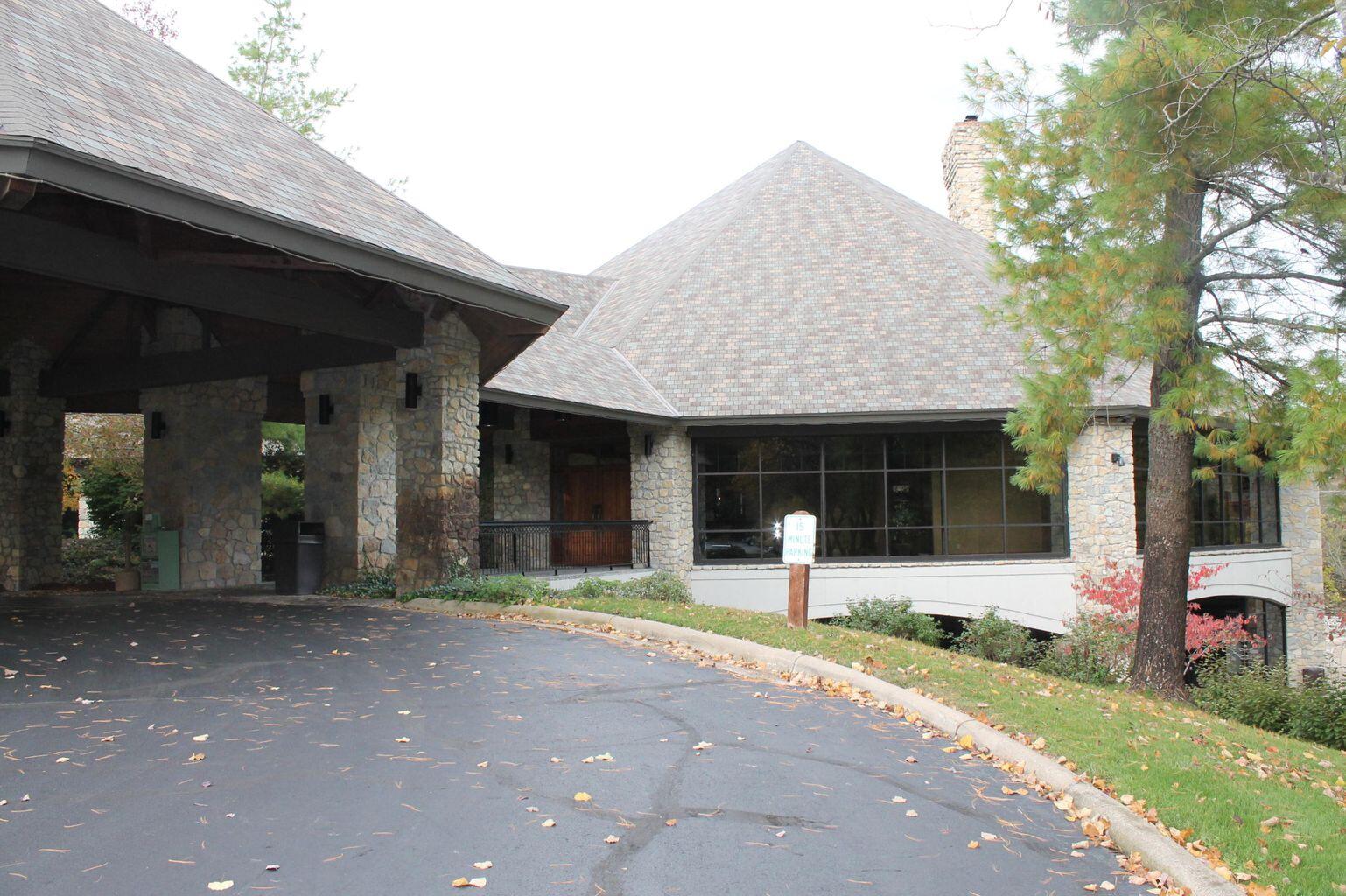 415 Silverwood Circle Property Photo 12