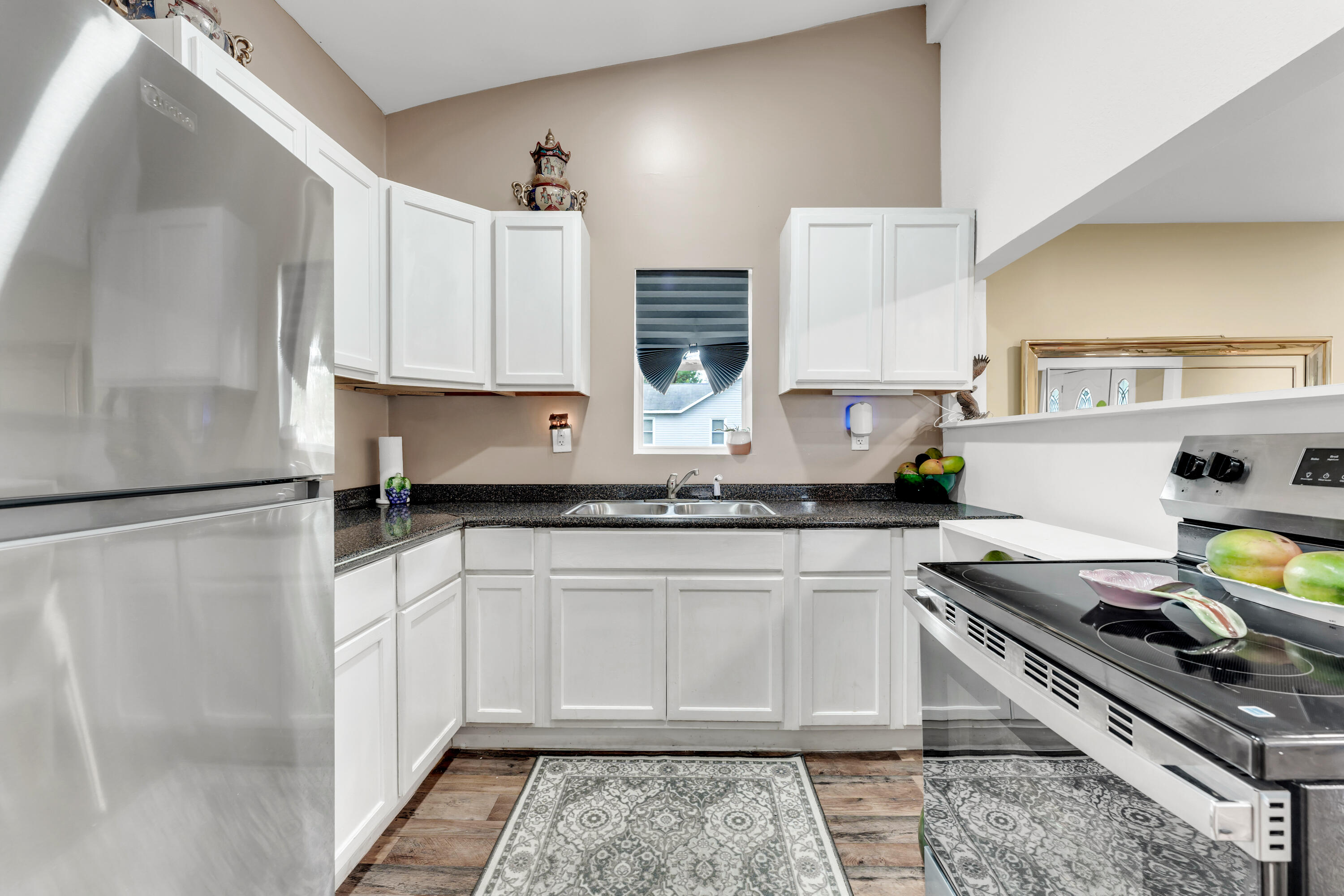 1104 North Oak Property Photo 12