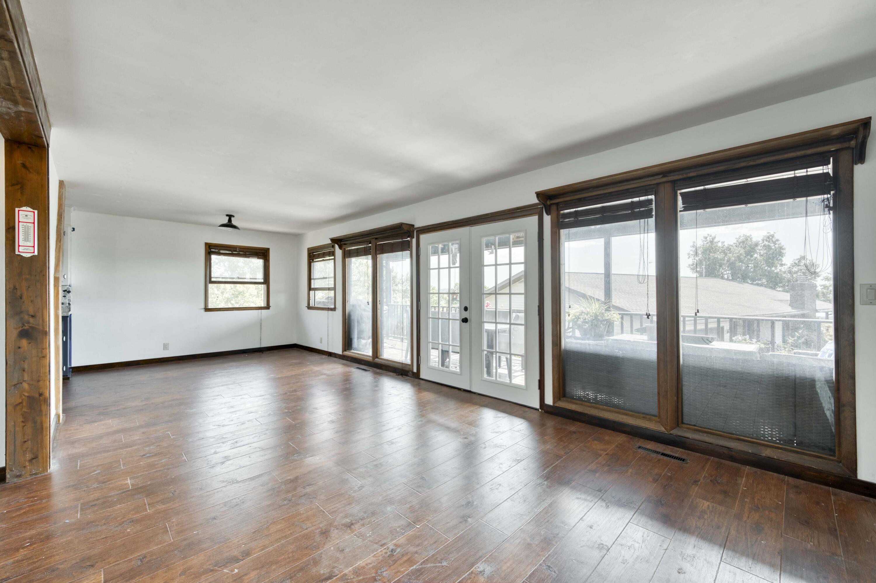 21 Hilltop Drive Property Photo 7