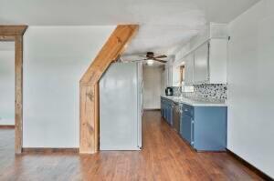 21 Hilltop Drive Property Photo 9