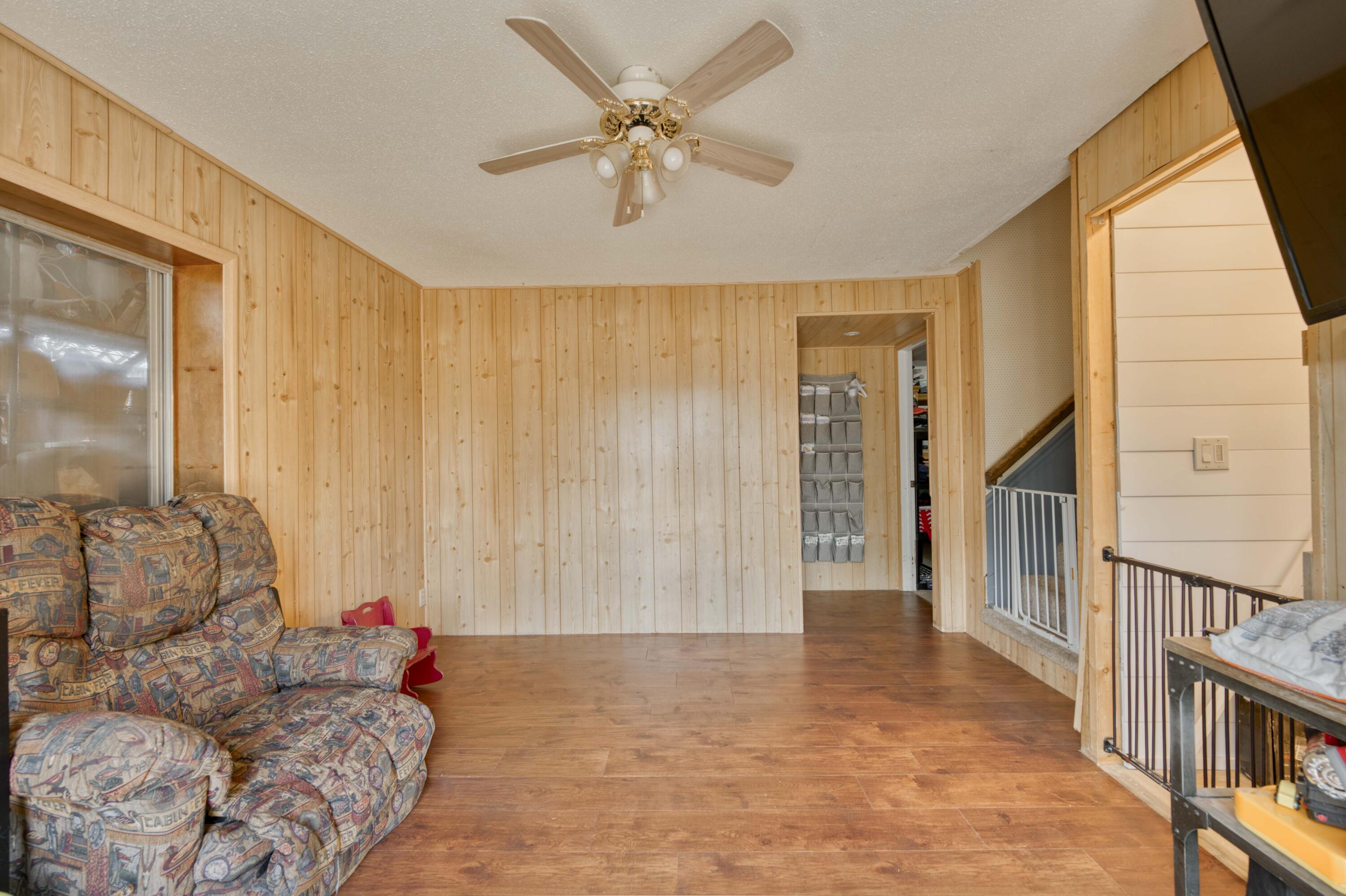 21 Hilltop Drive Property Photo 22