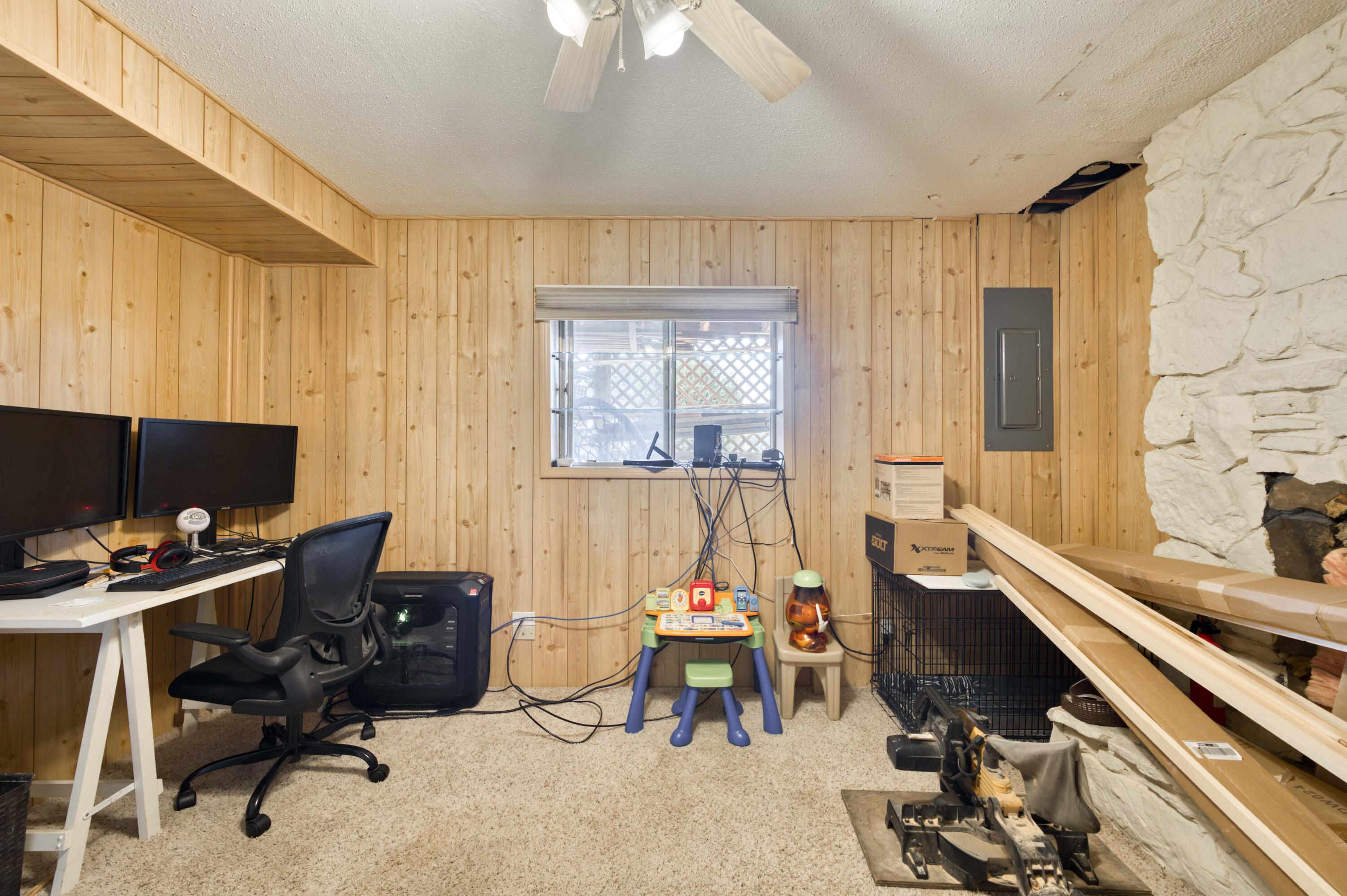 21 Hilltop Drive Property Photo 27