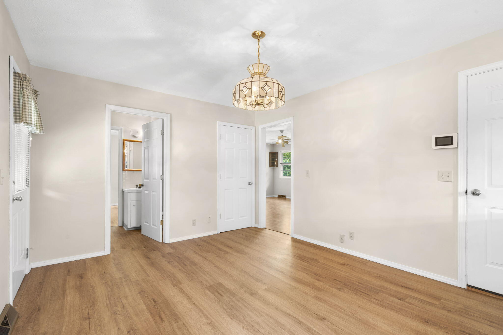 2463 South Dollison Avenue Property Photo 12