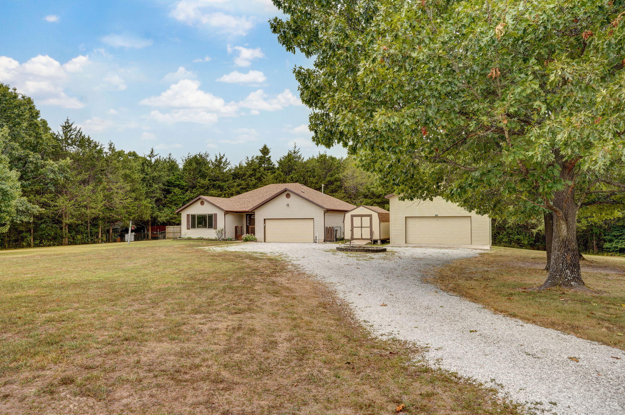 350 Rocky Top Lane Property Photo 1