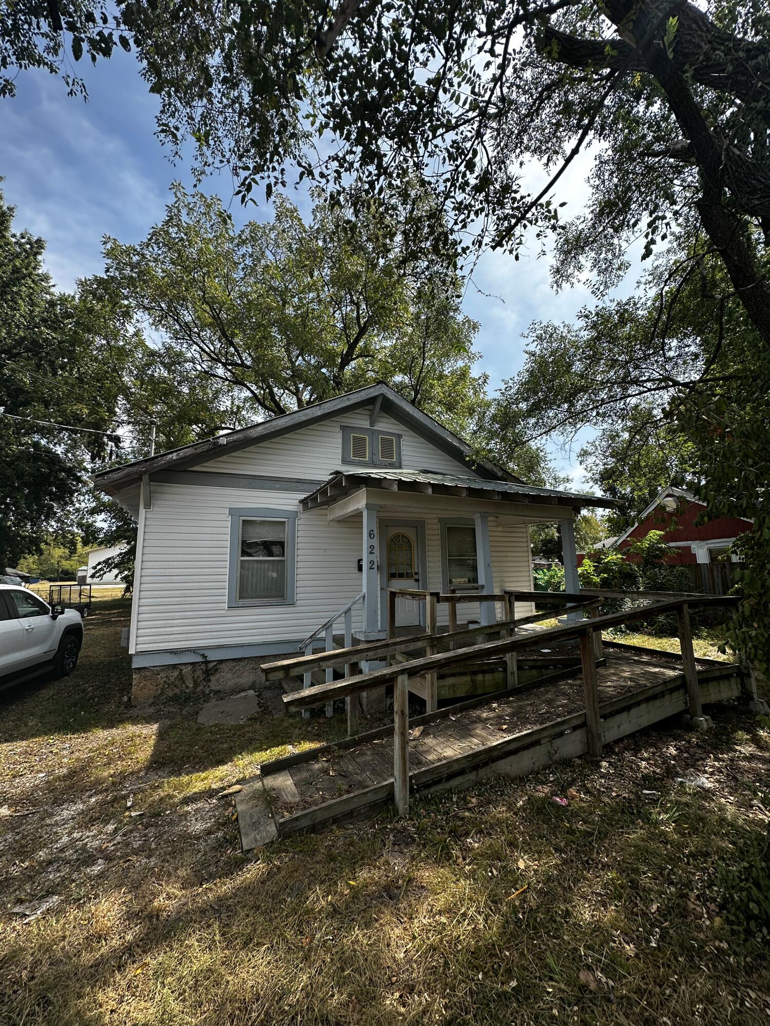 622 North Park Avenue Property Photo 1