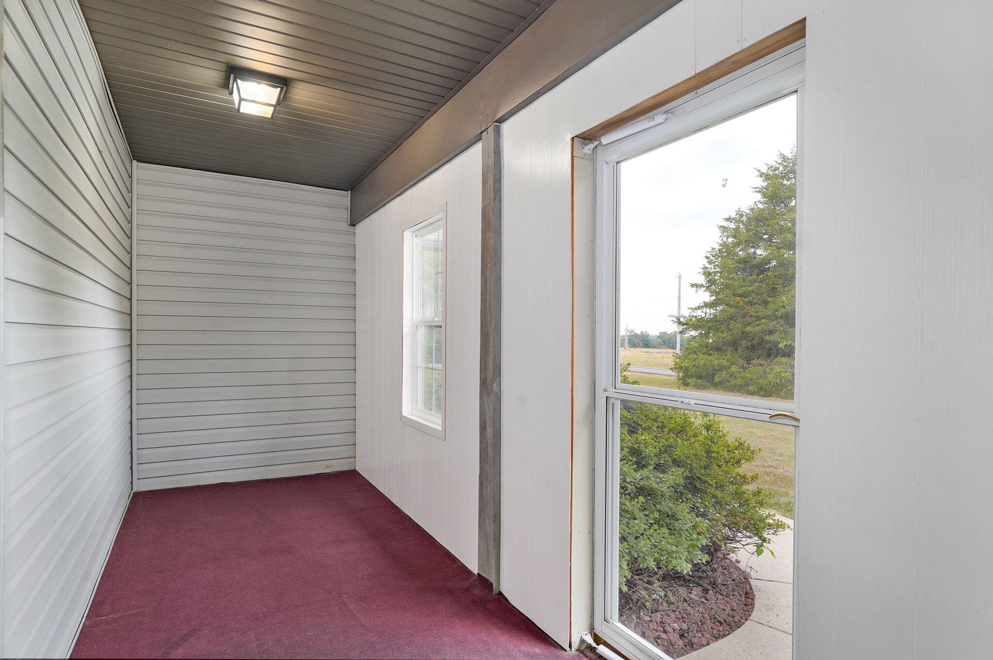 3740 West Farm Road 106 Property Photo 8